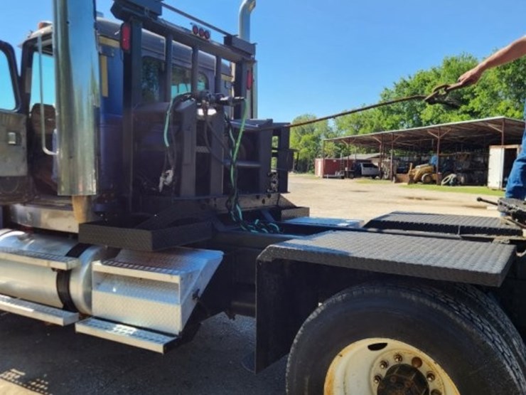 1999-western-star-conventional-day-cab--winch-bed-w/-braden-40,000-lbs.-winch---592,402-miles-image-38