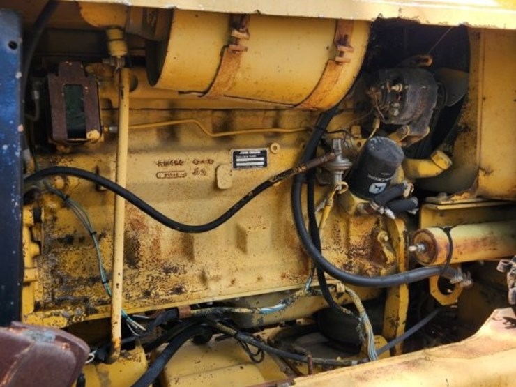 1979-deere-570a-image-14