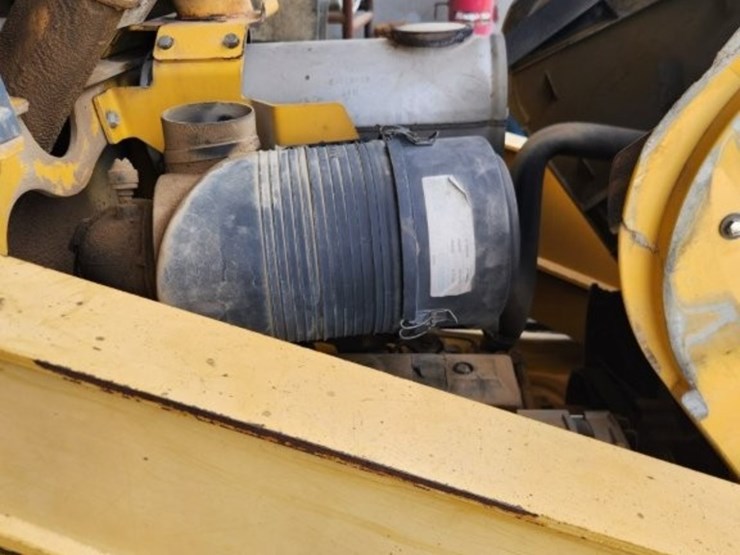 2001-deere-310sg-image-12