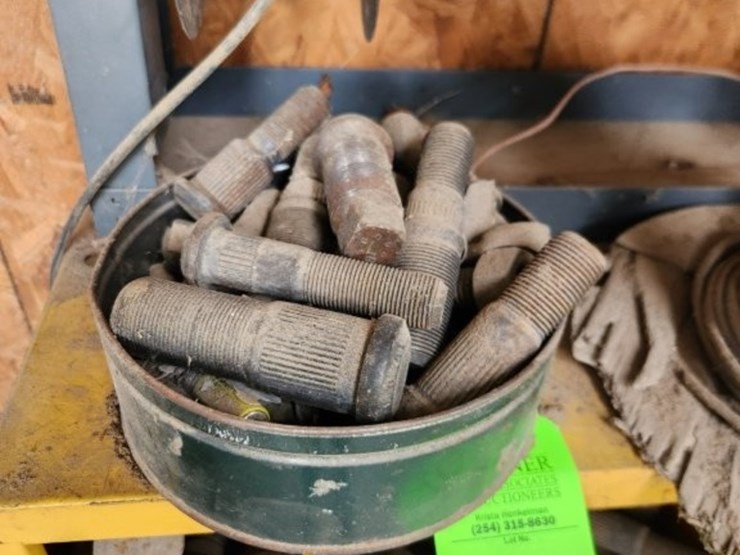 wire-&-misc.-hardware-including-storage-bin-&-work-bench-image-9