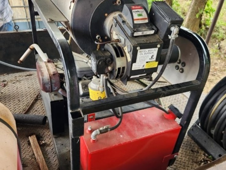 hot-water-pressure-washer-trailer-full-package---fully-equipped-&-ready-to-work!-image-11