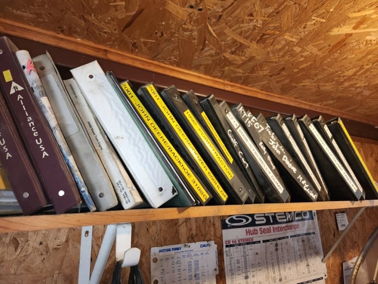 contents-of-top-shelf-image-6