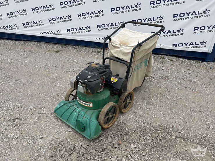 2021-billy-goat-lawn-vacuum-image-2