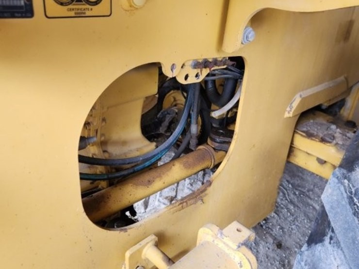 2008-deere-444j-image-6