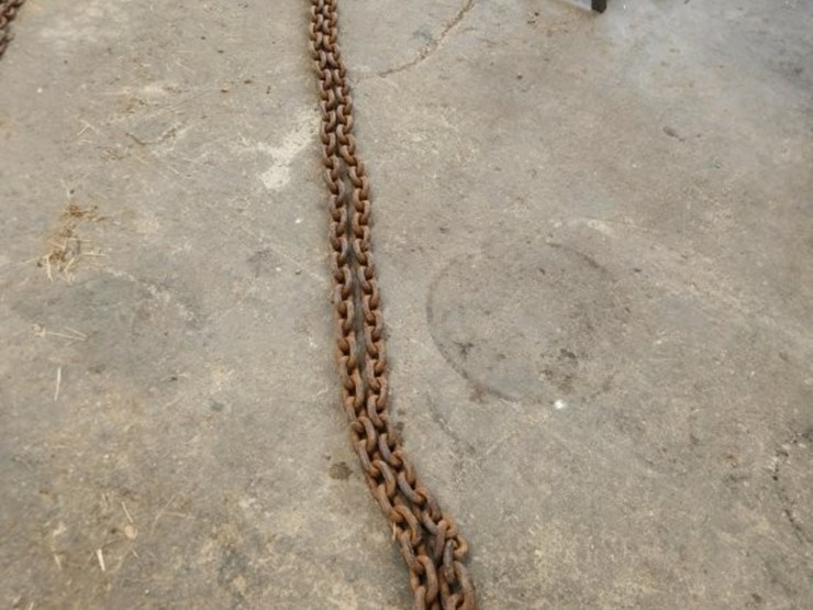 chains-image-4