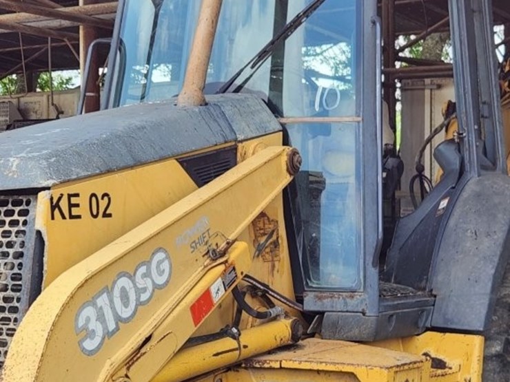 2001-deere-310sg-image-33