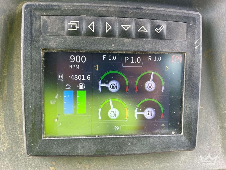 2020-deere-700l-lgp-image-11
