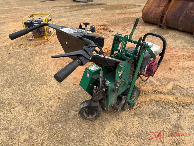 schiller-12"-walk-behind-sod-cutter-image-2