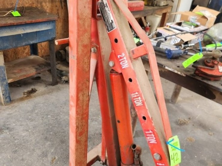 2-ton-engine-hoist-image-2