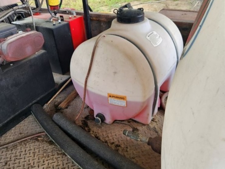 hot-water-pressure-washer-trailer-full-package---fully-equipped-&-ready-to-work!-image-20