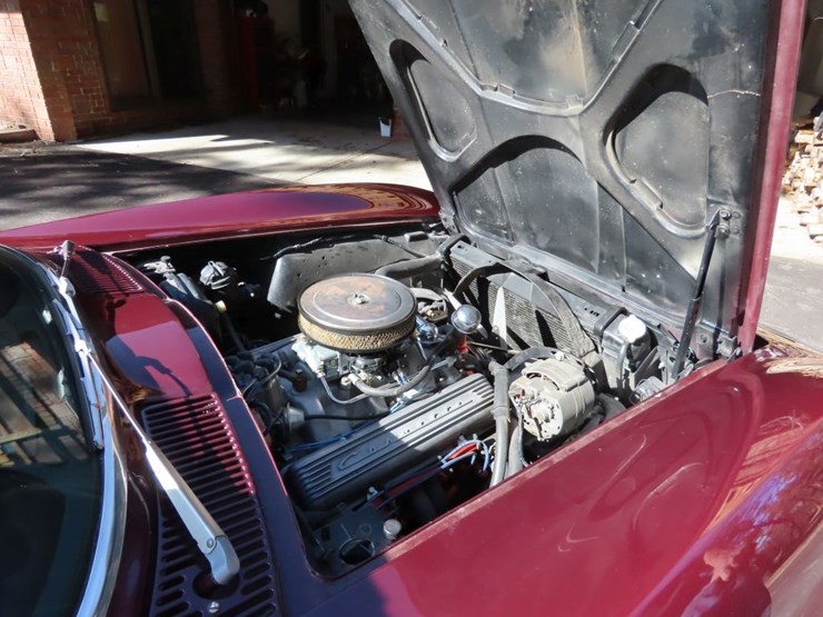 1964-chevrolet-corvette-stingray-roadster-image-45