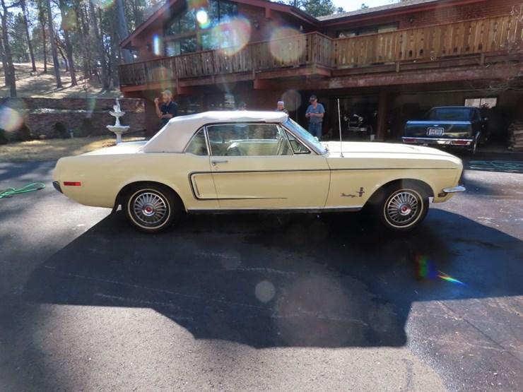1968-ford-mustang-convertible-image-6