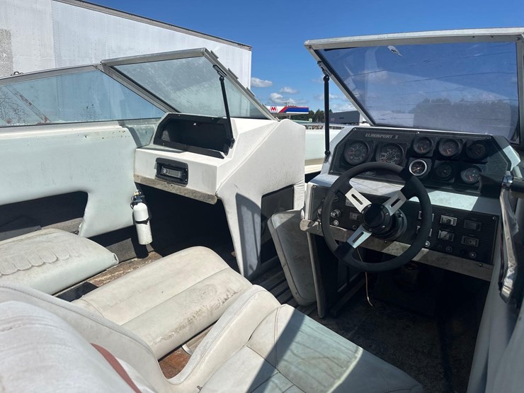 1988-sunbird-euro-sport-20ft-powerboat-image-8