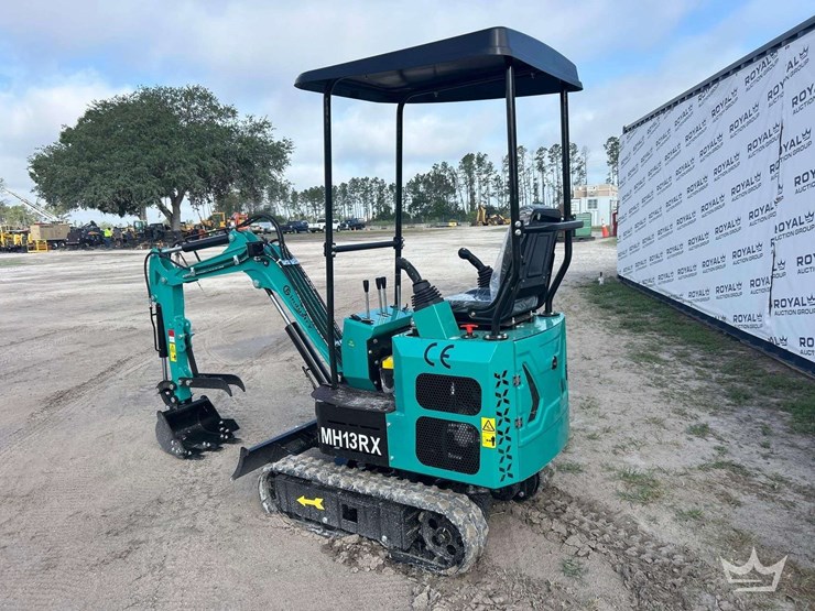 2026-cfg-industrial-mh13rx-mini-excavator-image-4