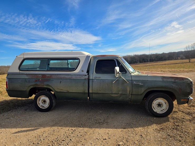 1977-dodge-150-image-19