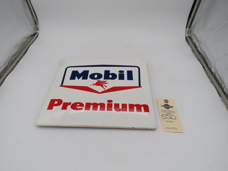 mobil-premium-porcelain-gas-pump-plate-image-1