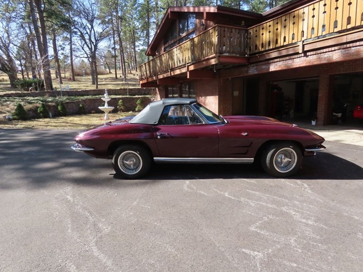 1964-chevrolet-corvette-stingray-roadster-image-4