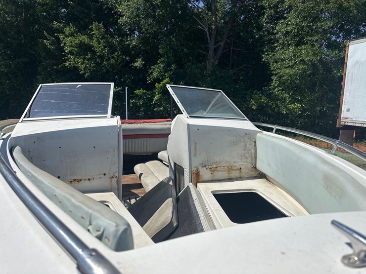 1988-sunbird-euro-sport-20ft-powerboat-image-6