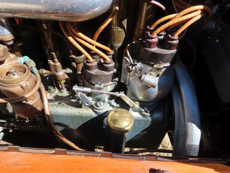 1913-cadillac-model-30-touring-car-image-39