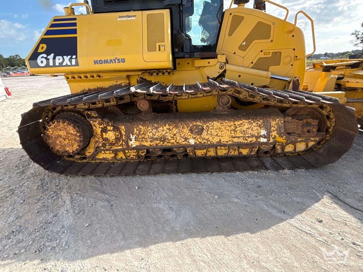 2017-komatsu-d61pxi-24-image-24
