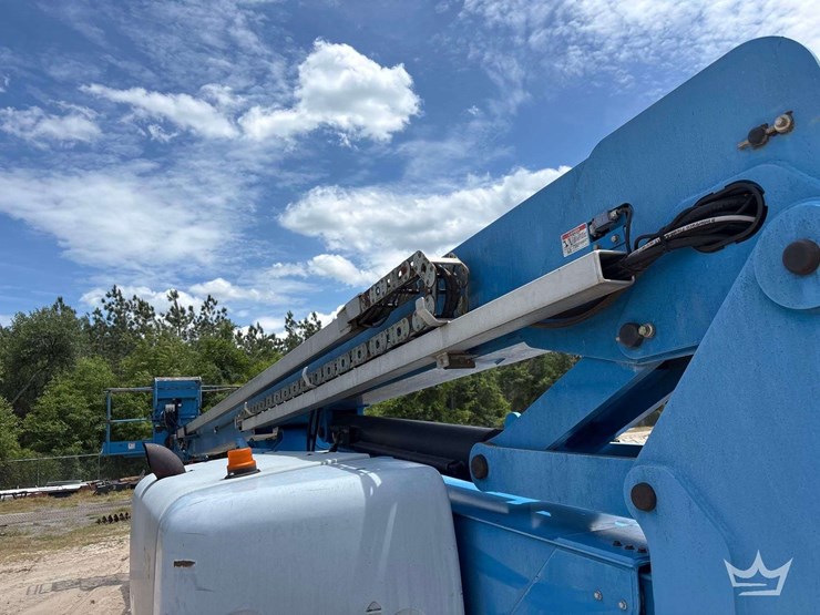 2013-genie-z-80-80ft-4x4-articulating-boom-lift-image-22