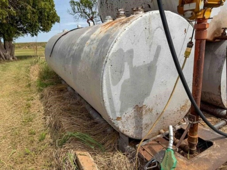 1000-gallon-fuel-tank-image-1