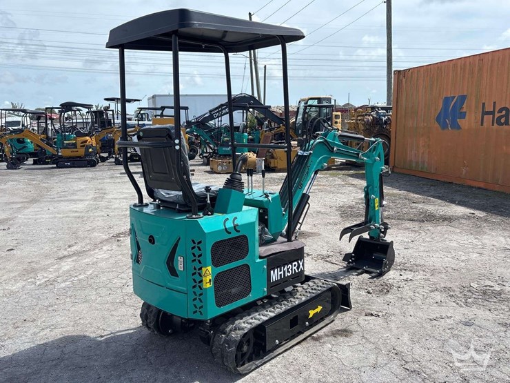 2026-cfg-industrial-mh13rx-mini-excavator-image-3