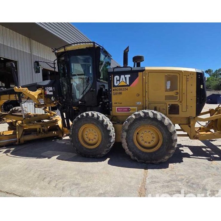 2012 CATERPILLAR 120M2
