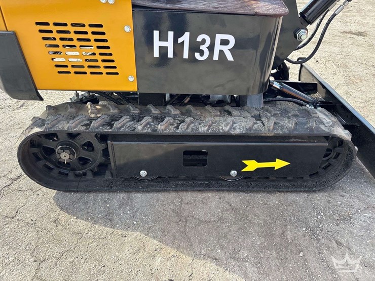 2026-cfg-industrial-h13r-mini-excavator-image-15