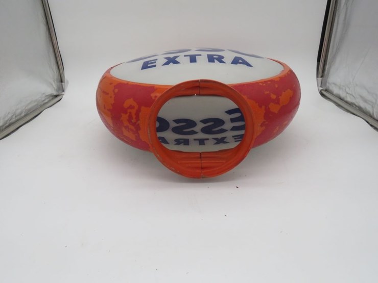 esso-extra-gas-pump-globe-image-6