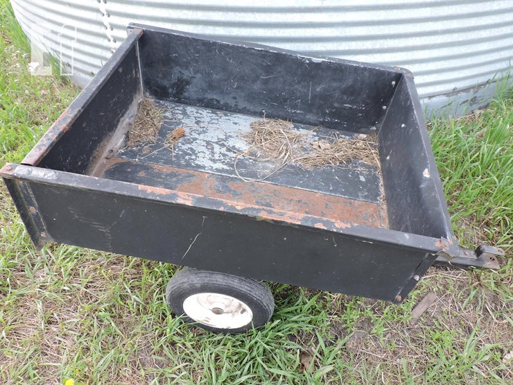 lawn-and-garden-dump-trailer-image-2