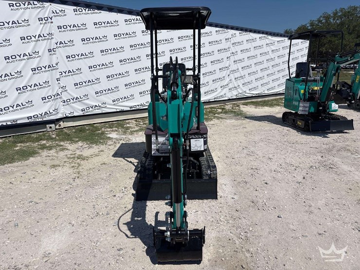 2026-cfg-industrial-mh13rx-mini-excavator-image-17