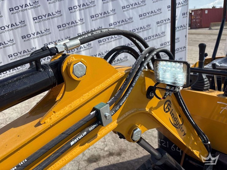 2026-cfg-industrial-h13r-mini-excavator-image-7