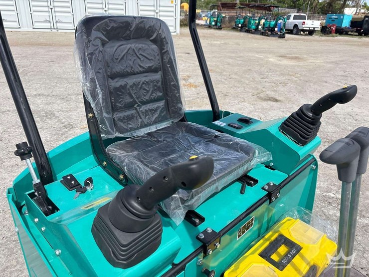 2026-cfg-industrial-h16r-mini-excavator-image-9