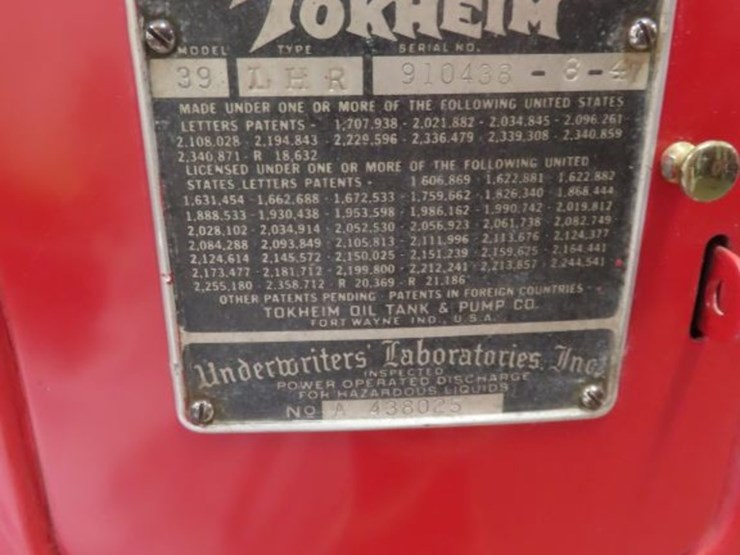 tokheim-double-sided-restored-computing-gas-pump-with-texaco-globe-image-13