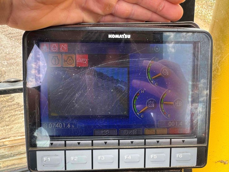 2019-komatsu-pc170lc-11-image-24
