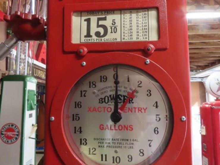 bowser-clockface-gas-pump-with-marathon-globe-image-6