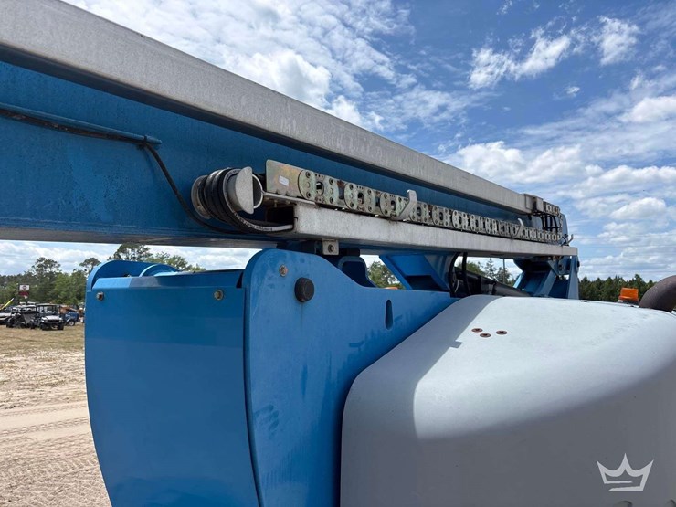 2013-genie-z-80-80ft-4x4-articulating-boom-lift-image-21