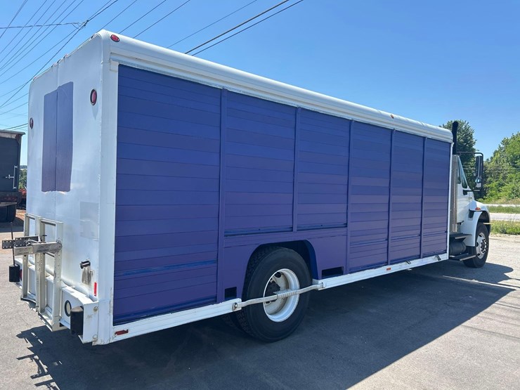 2010-international-durastar-4400-image-3