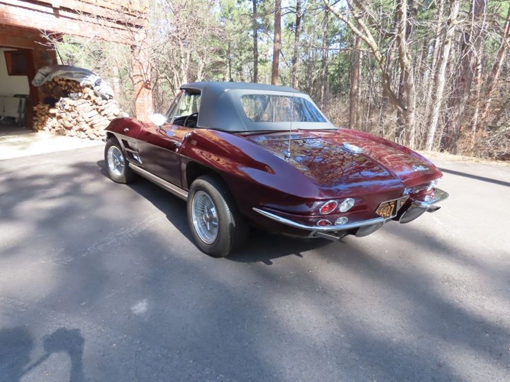 1964-chevrolet-corvette-stingray-roadster-image-8