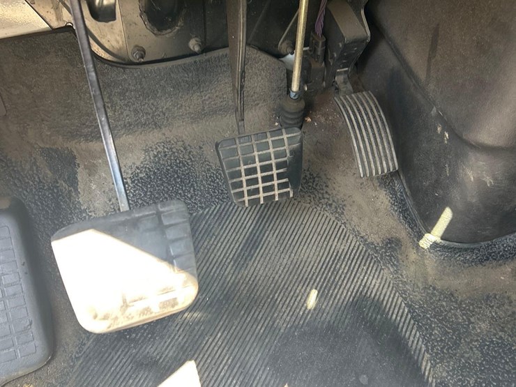 2010-international-durastar-4400-image-35