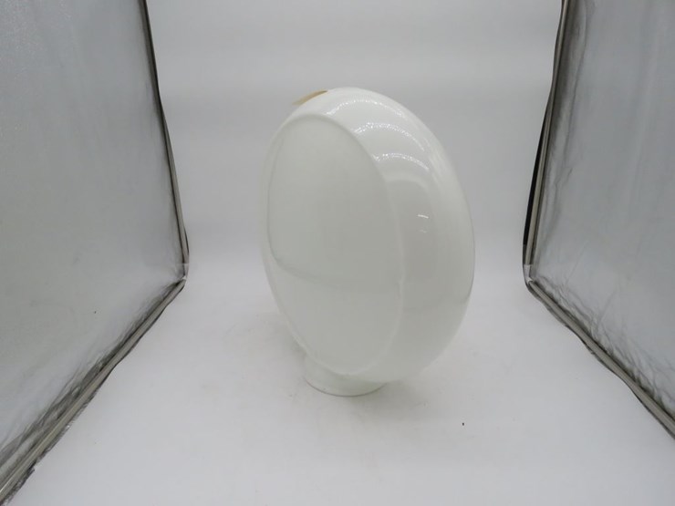 milk-glass-gas-pump-globe-with-no-faces-image-4