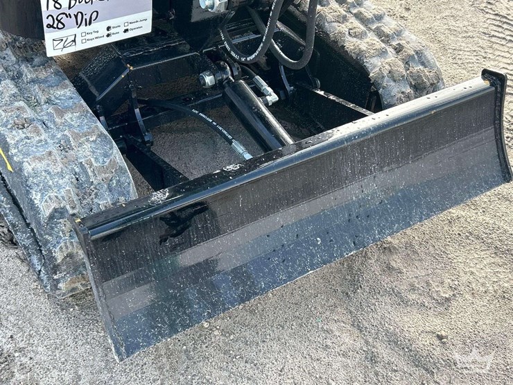 2026-cfg-industrial-mh13rx-mini-excavator-image-10