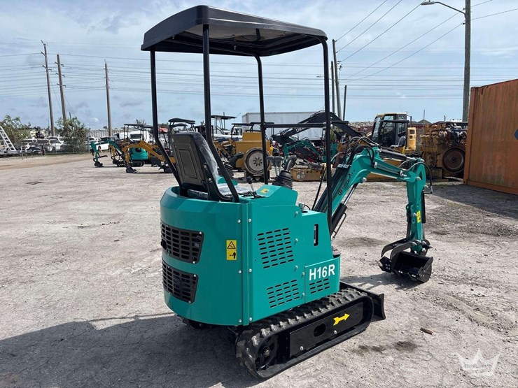 2026-cfg-industrial-h16r-mini-excavator-image-3