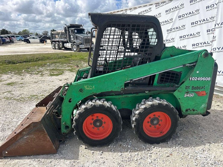 2020-bobcat-s450-image-16