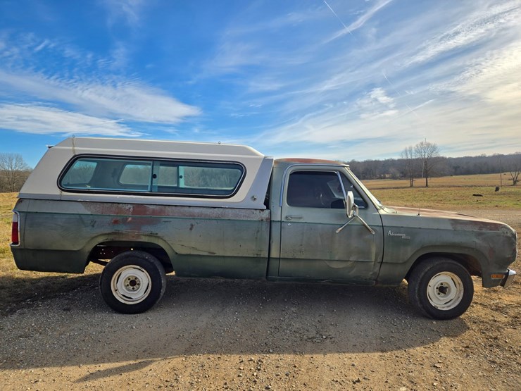1977-dodge-150-image-18