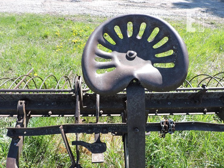 vintage-dump-rake-image-3