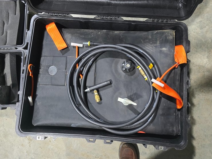 #24039-•-hydraulic-shoring-pump-image-2