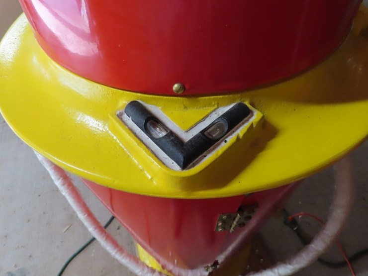 correct-measure-company-10-galloon-upright-visible-gas-pump-with-shell-milk-glass-globe-image-13