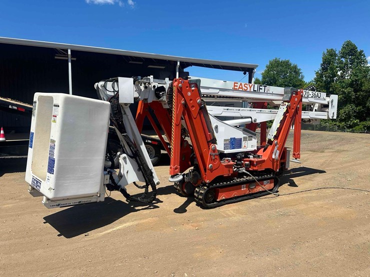 2021-easy-lift-r210-image-1